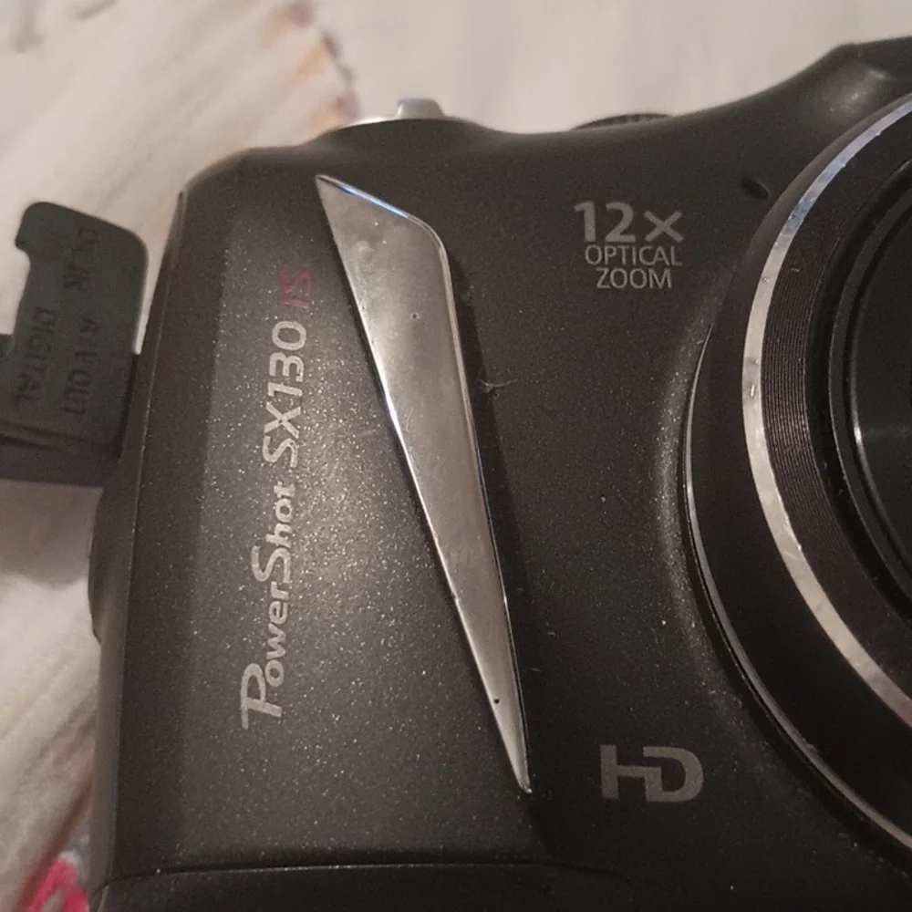 Canon digital camera/video PowerShot sx130 IS